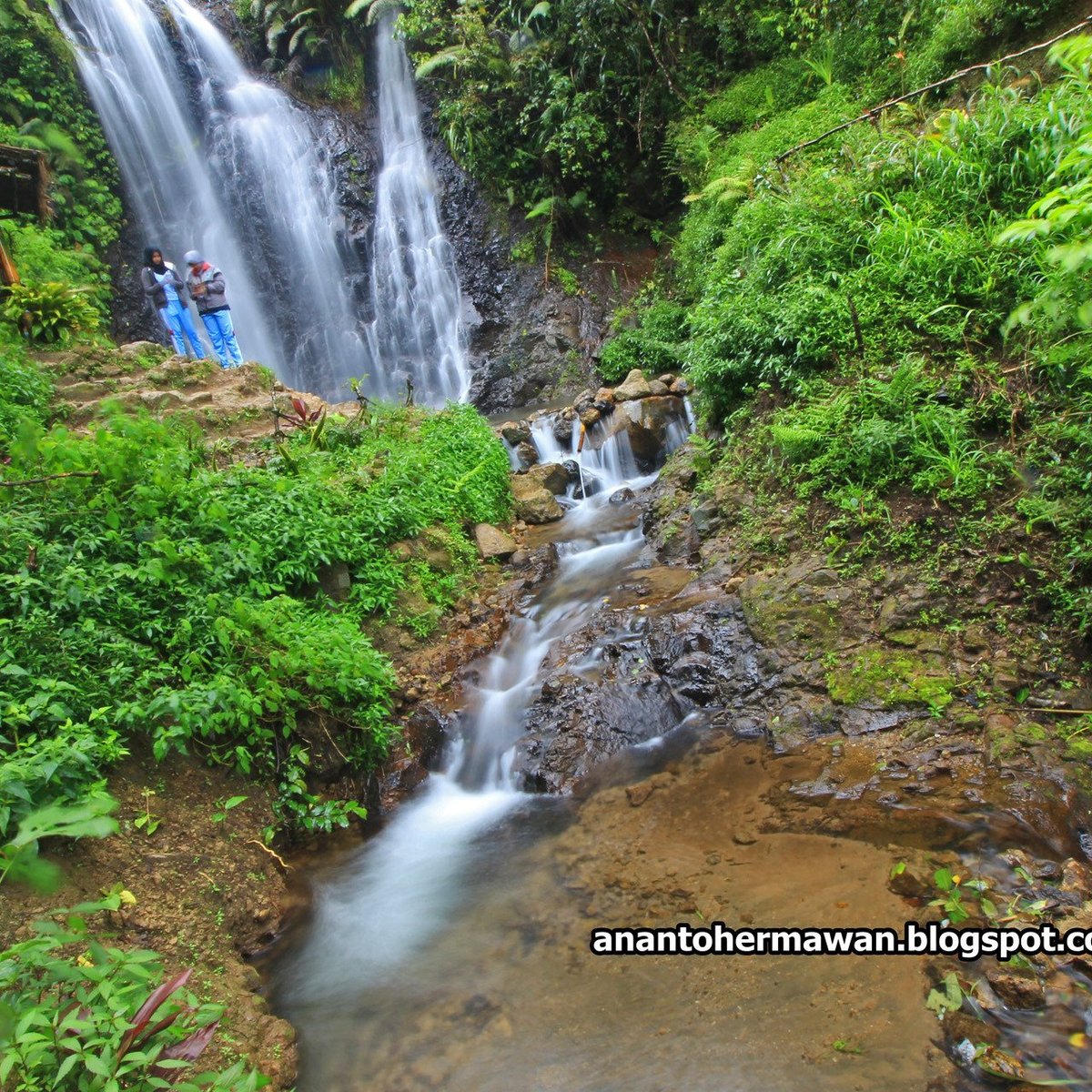 Tirtasari Waterfall - Magetan - Tirtasari Waterfall의 리뷰 - 트립어드바이저