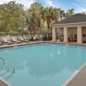 Homewood Suites by Hilton Orlando-Maitland in Maitland, image may contain: Villa, Pool, Resort, Hotel