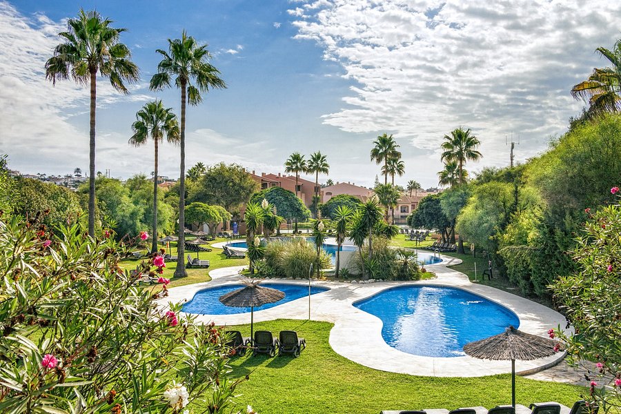 Los Amigos Beach Club 78 1 2 9 Prices Resort Reviews Spain Mijas Costa Del Sol Tripadvisor