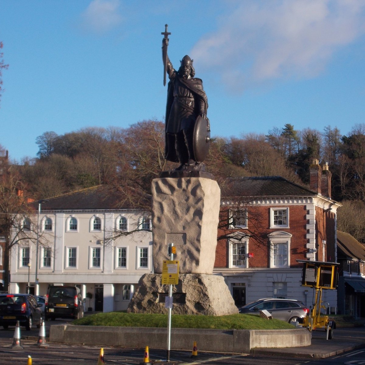 STATUE OF ALFRED THE GREAT (2024) All You Need to Know BEFORE You Go ...