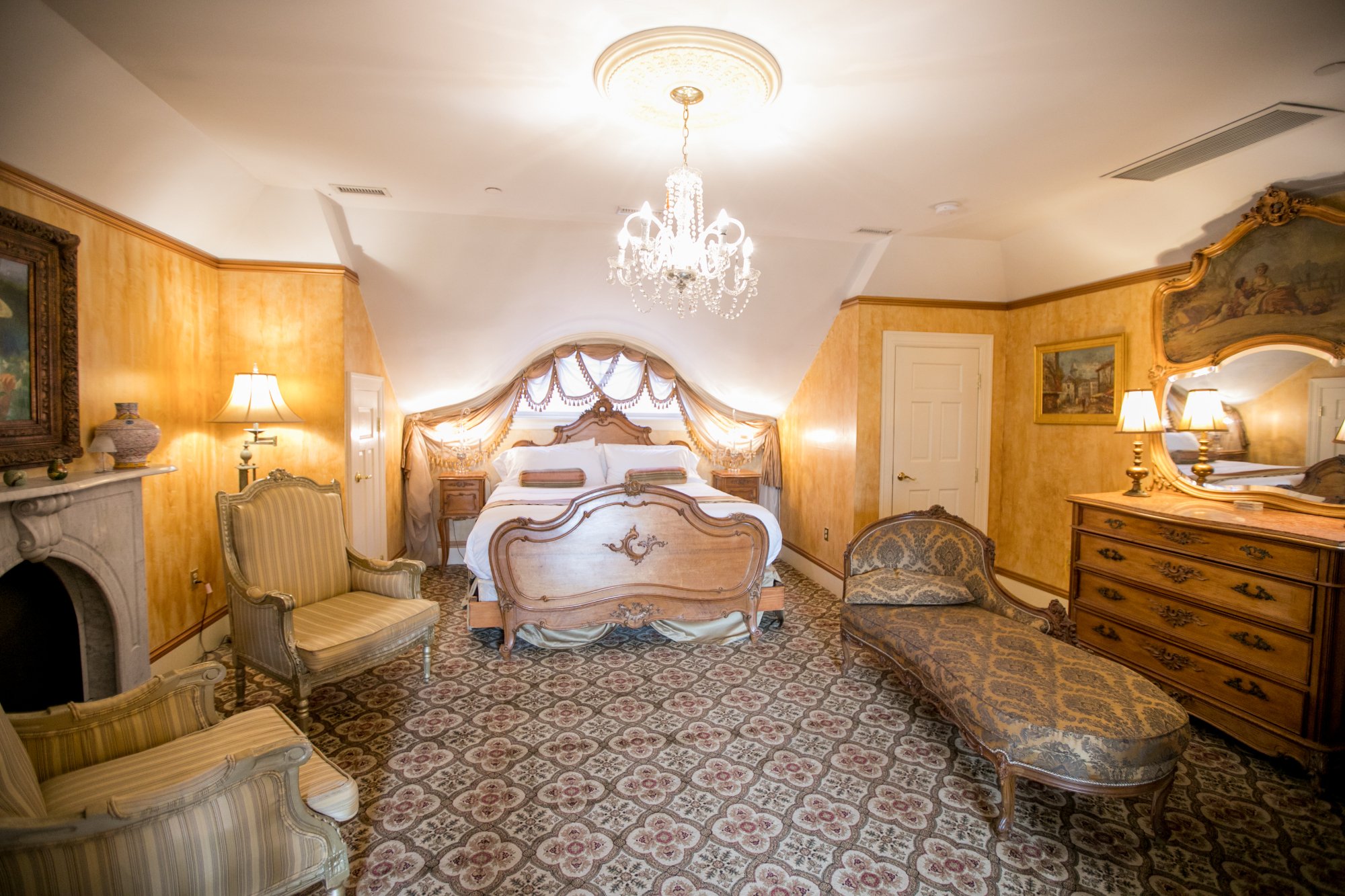 Hotel photo 28 of Gramercy Mansion.