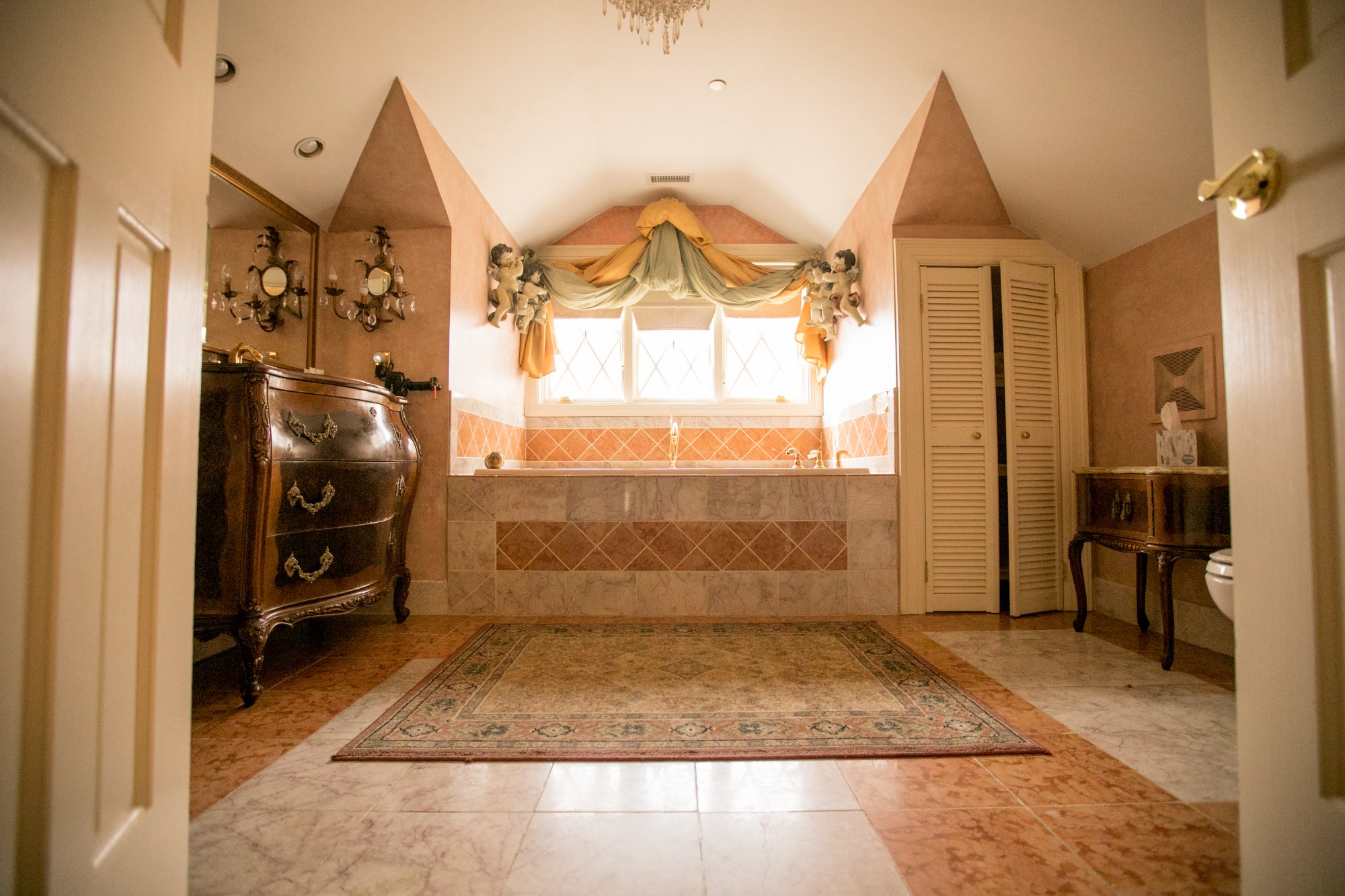 Hotel photo 41 of Gramercy Mansion.