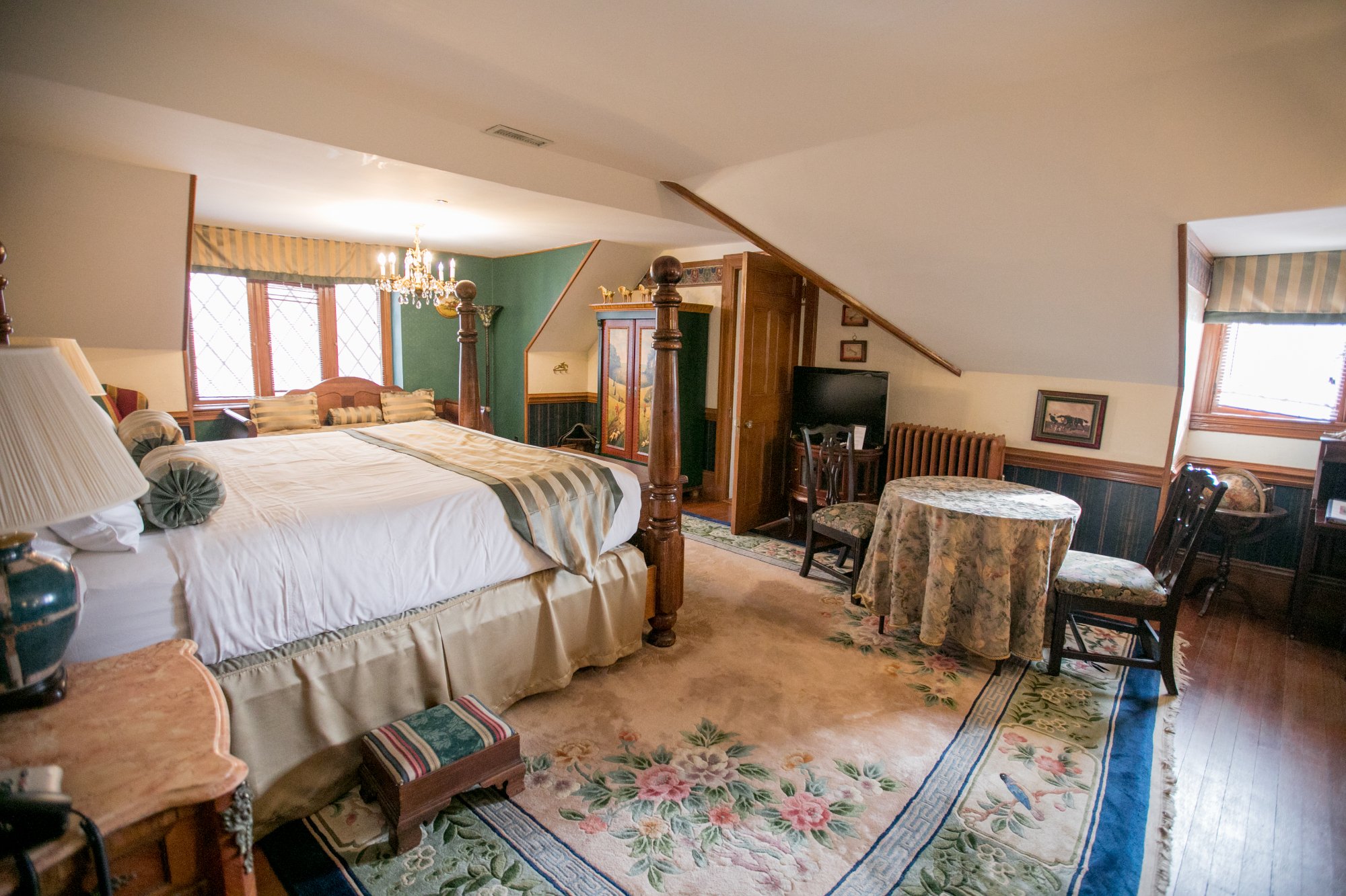 Hotel photo 36 of Gramercy Mansion.
