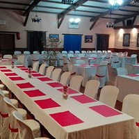 RESTAURANTE EL MOLINO CARNES IBERICAS Y PESCADO FRESCO SALON CLIMATIZADO CASTILLO HINCHABLE TERR