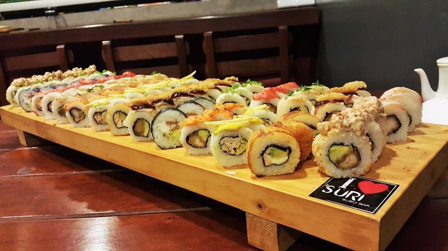 una rica table de makis