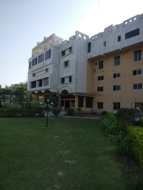 HOTEL SUNRISE N RESORTS (Nagpur) - Lodge Reviews, Photos, Rate ...