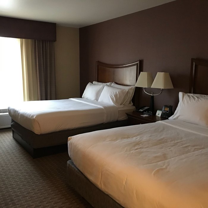 HOLIDAY INN EXPRESS WILLOWS - Updated 2024 Reviews, Photos & Prices