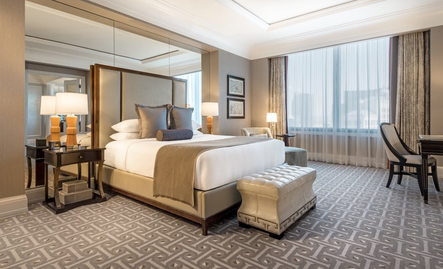Palace Tower Executive Suite 