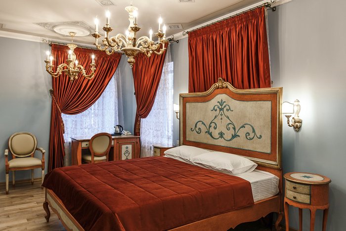 ART HOTEL ALEKSANDROVSKIY - Boutique Hotel Reviews (Kostroma, Russia)