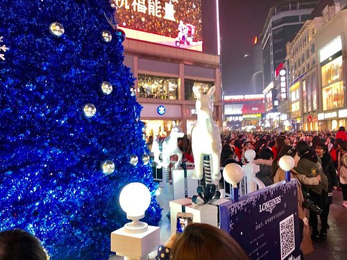 Top 7 Shopping Places in Chengdu, What to Buy in Chengdu