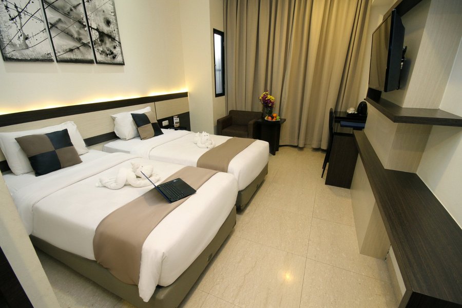 Atlantic City Hotel - UPDATED Prices, Reviews & Photos (Bandung