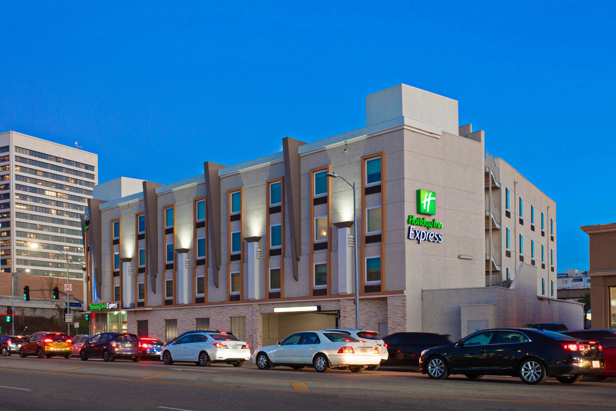 HOLIDAY INN EXPRESS WEST LOS ANGELES SANTA MONICA AN IHG HOTEL