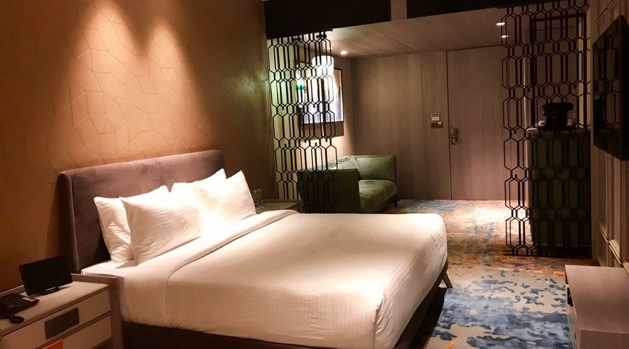 Club Superior Room