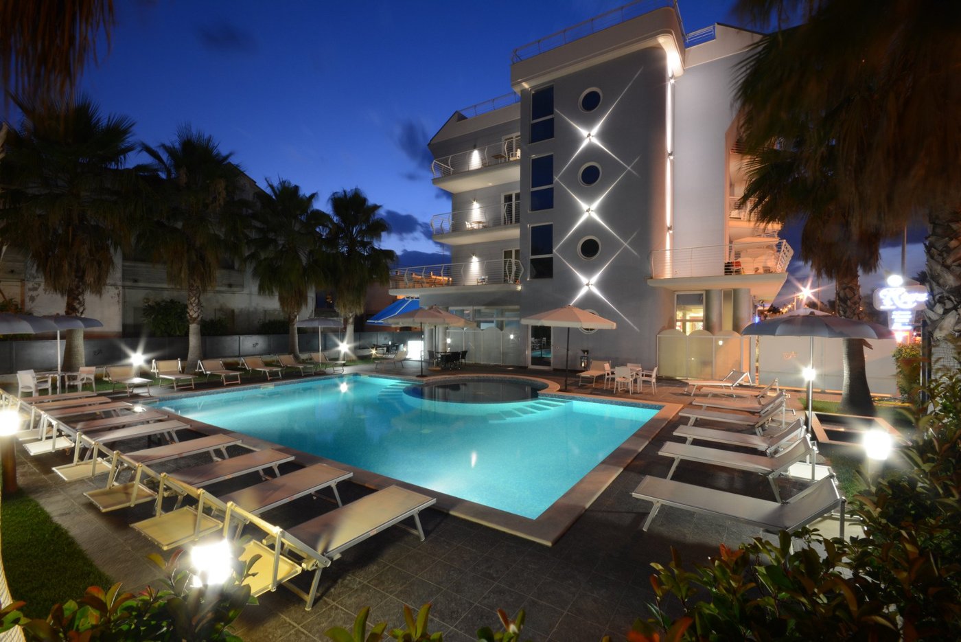 RESIDENCE KIARA $82 ($̶1̶0̶5̶) - Prices & Condominium Reviews - Tripadvisor