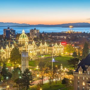 Embassy Inn, hotel in Victoria