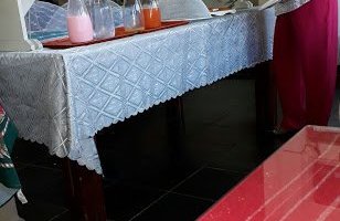 Comedor del Hotel y lo que hay.