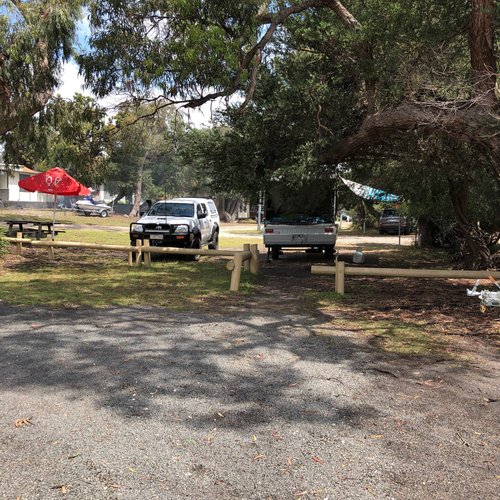 LOCH SPORT CARAVAN PARK - Campground Reviews (Australia)