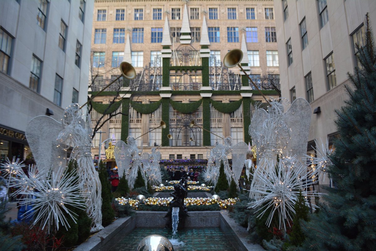 Saks Fifth Avenue All You Need to Know BEFORE You Go (2025)