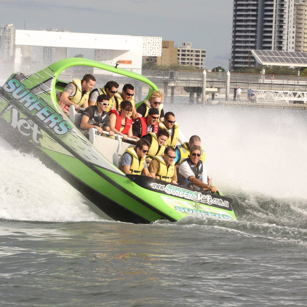 The new coast. Boat Ride Gold Coast. Jet Boating. Monster Jet Boat. SEAWORLD город Surfers Paradise.