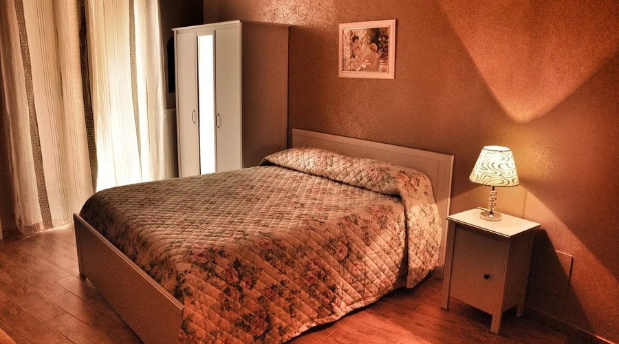 Camera Matrimoniale (Uso Tripla - Quadrupla) B&B Duca Orsini Gravina in Puglia