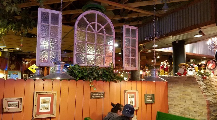 Leo's Mexican Food