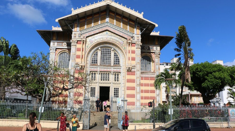 bibliothèque SCHOELCHER
