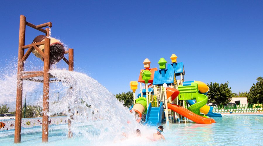 Parque Acuático Camping Monmar