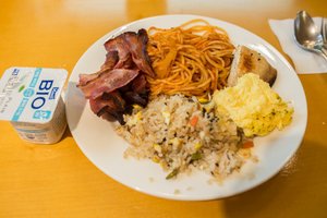 用餐 