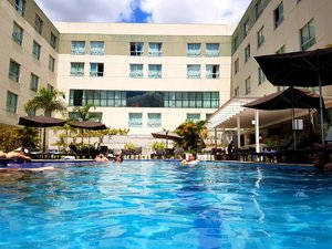 Piscina e praia