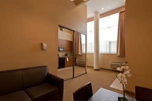 Room & Suite