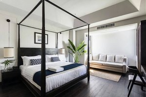 Room & Suite