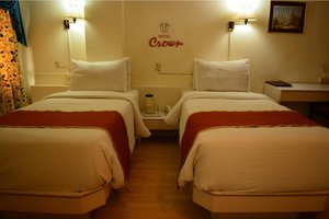 Room & Suite