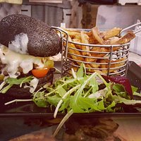 le Black Burger au reblochon...