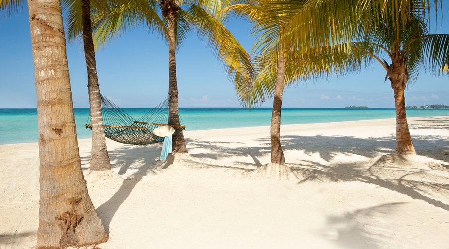 Couples Swept Away 