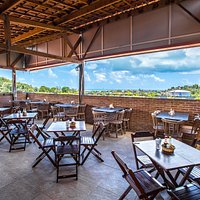 Essa é a linda vista que você vai encontar no restaurante, temos um cardápio regional delicioso.