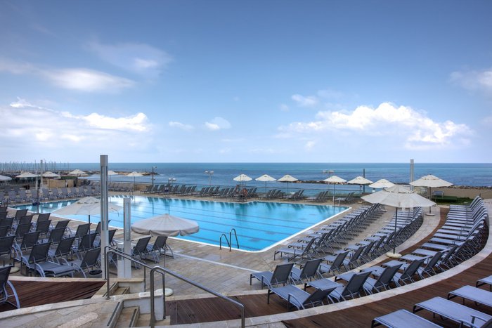 Hilton Tel Aviv Parking: Pictures & Reviews - Tripadvisor