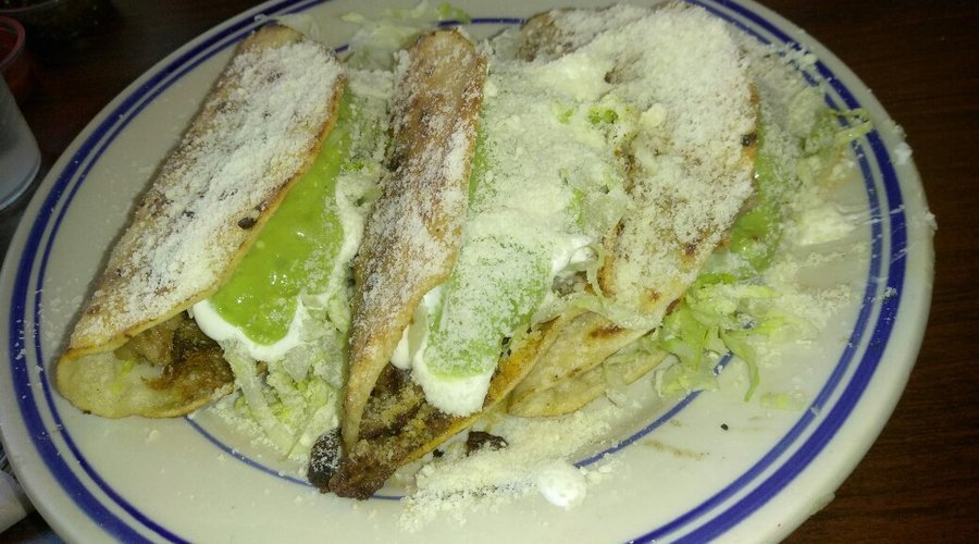 3 Hermanos Taqueria