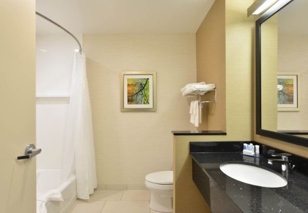 Fairfield Inn & Suites Rochester Mayo Clinic Area Saint Marys - Updated 