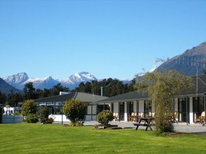Heritage Park Lodge in Haast, image may contain: Grass, Villa, Neighborhood, Hotel