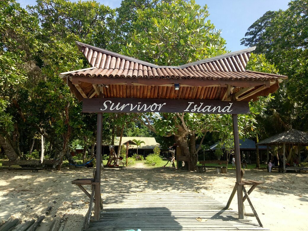 Survivor island. Остров Тига Малайзия. Остров Тига Малайзия грязевые. United Kingdom Survivor Pulau tiga. Uk Survivor Pulau tiga.