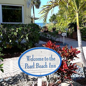 Pearl Beach Inn, hotel in Englewood