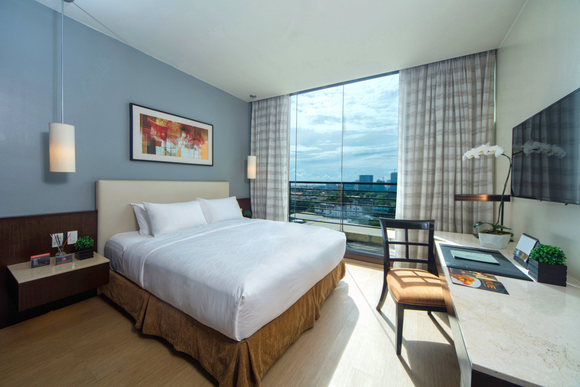 B HOTEL ALABANG $41 ($̶5̶4̶) - Updated 2022 Prices & Reviews ...