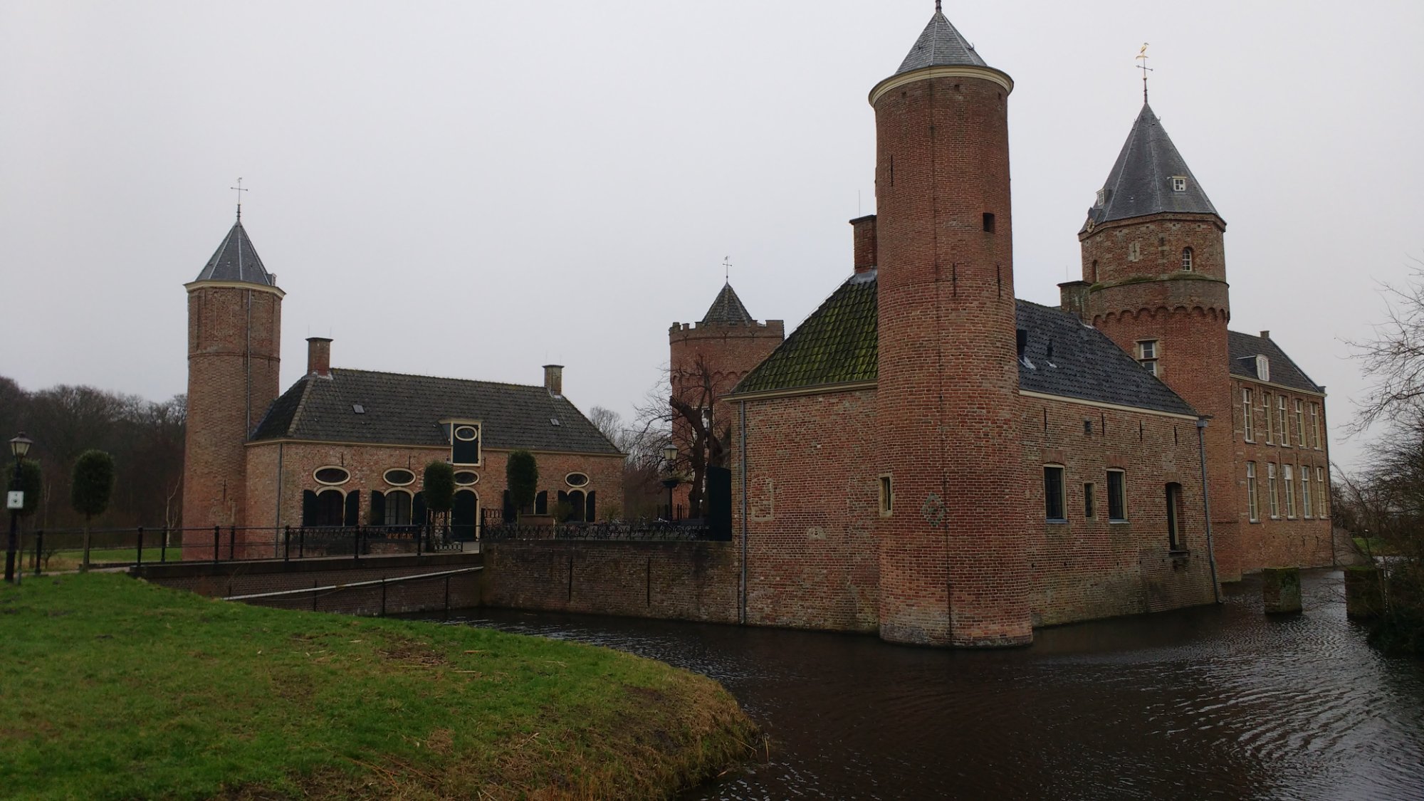 Westhove Castle (Oostkapelle) - 2022 Alles Wat U Moet Weten VOORDAT Je ...