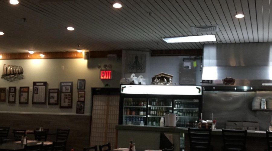 Randazzo's Clam Bar & Restaurant