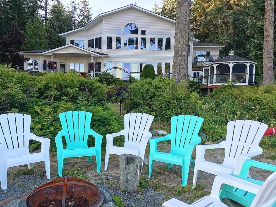 AUKE LAKE BED & BREAKFAST - Updated 2024 B&B Reviews (Juneau, Alaska)