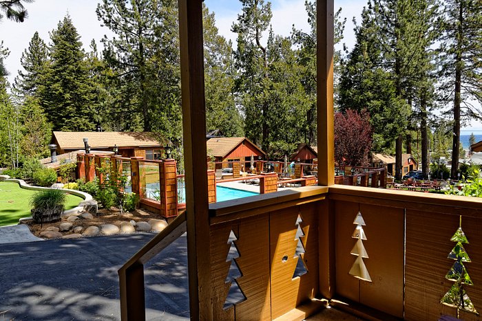 Christmas at Cedar Glen Lodge - Picture of Cedar Glen Lodge, Tahoe Vista -  Tripadvisor