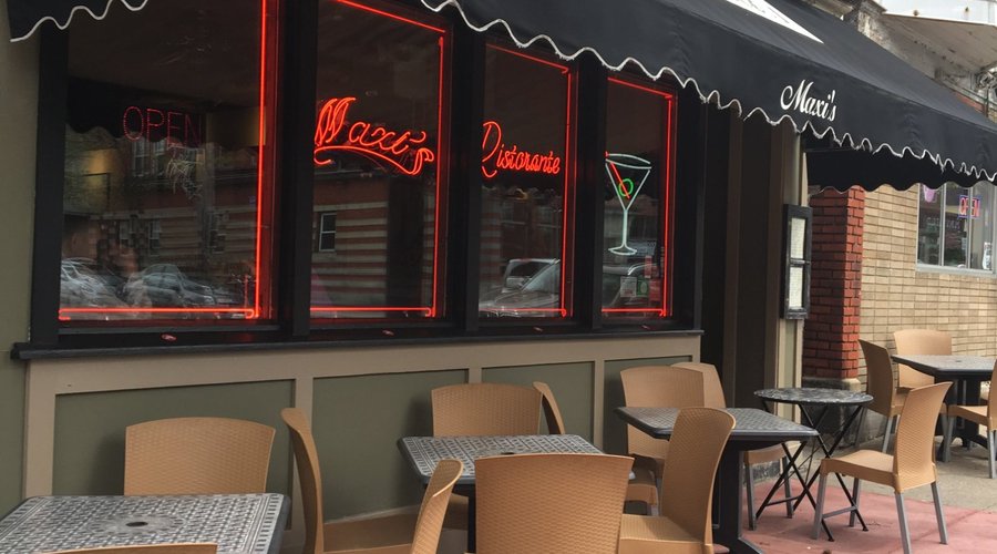Maxi's Bistro