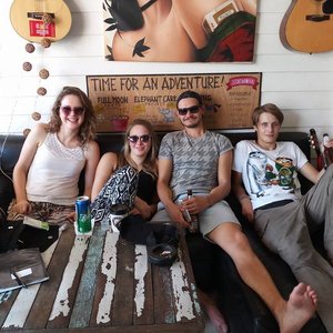 Back Home Backpackers, hotel in Bangkok