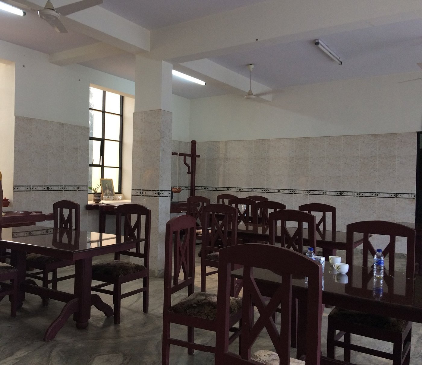 STELLA MARIS HOSTEL (Kanyakumari, Tamil Nadu) Hostel Reviews & Photos