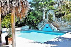 Piscina y playa